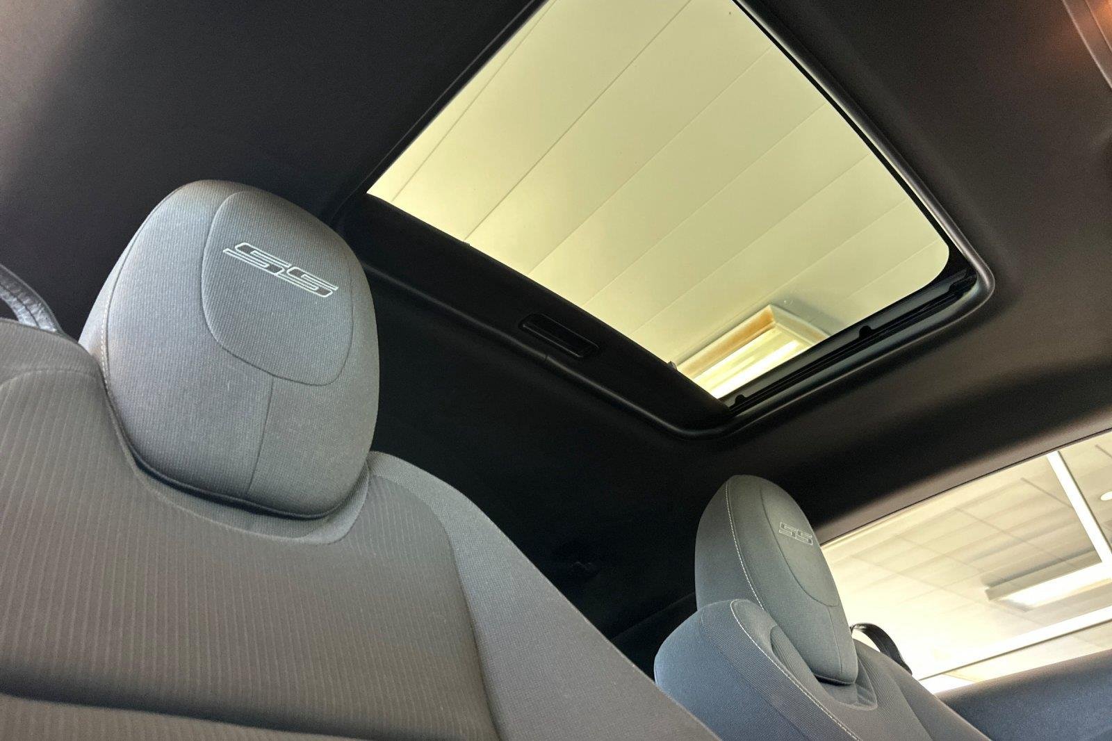 Used 2015 Ashen Gray Metallic Chevrolet SS image 16
