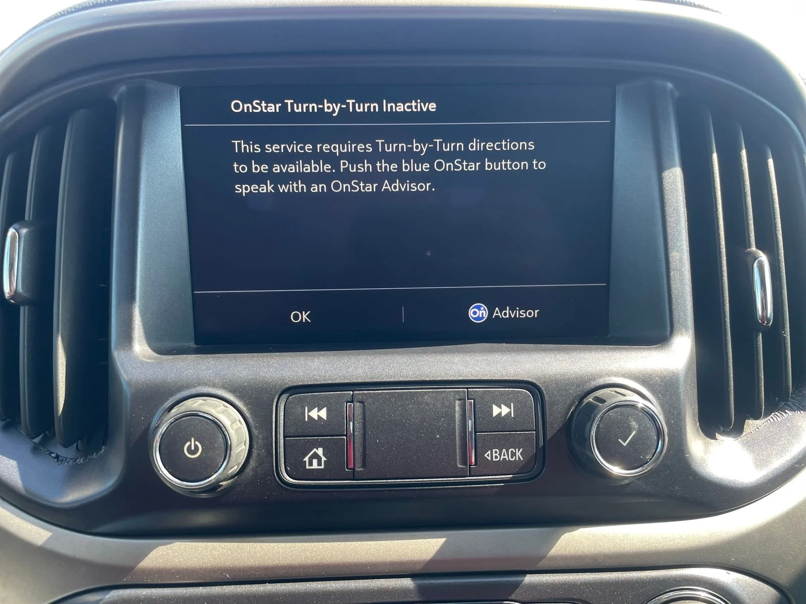 Used 2021 Gray Chevrolet Z71 image 16