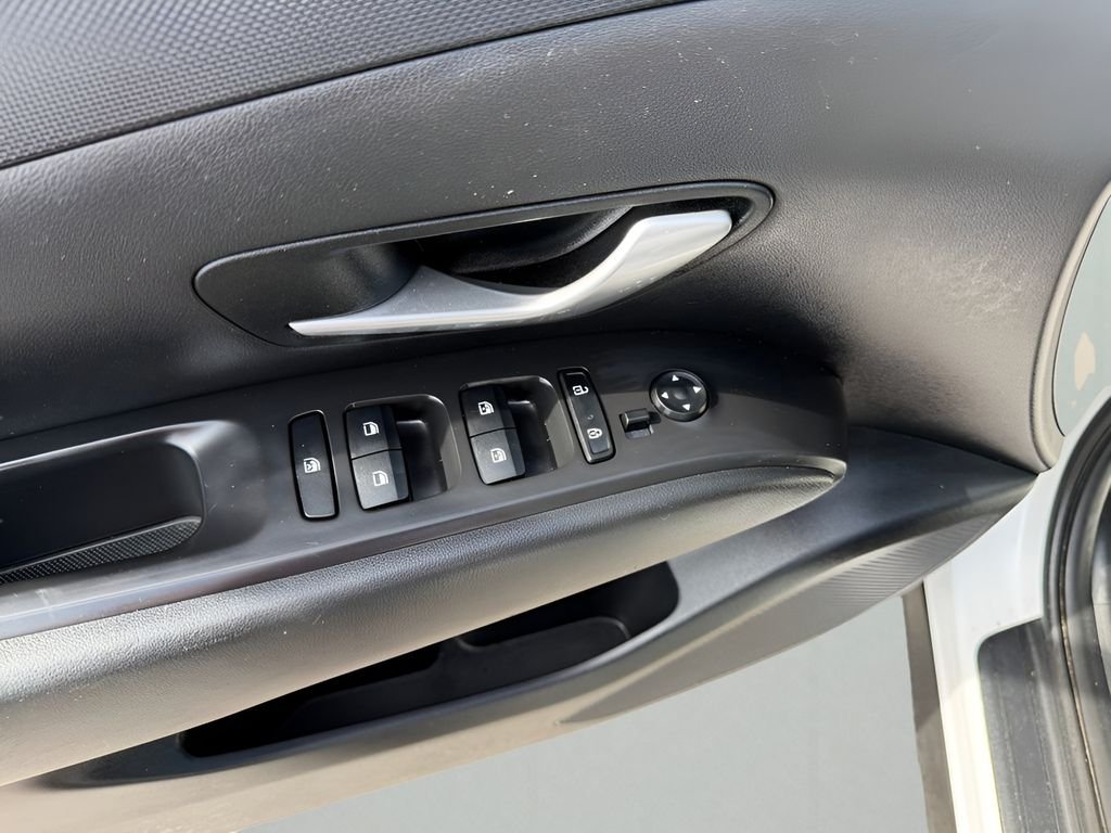 Used 2024 White Pearl Hyundai SEL image 13