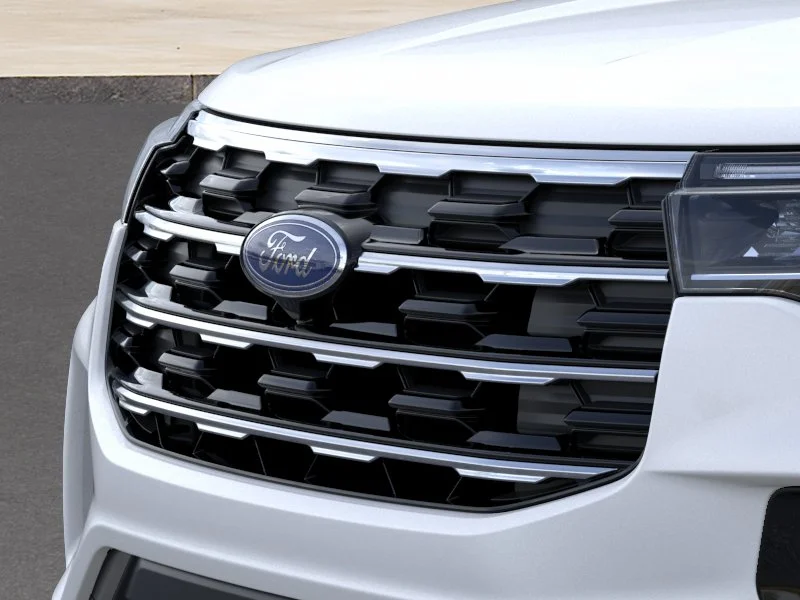 New 2026 Star White Metallic Tri-Coat Ford Active image 17