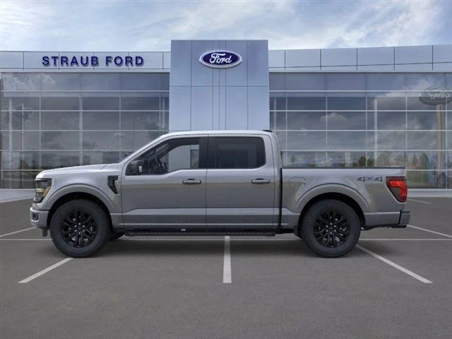 New 2026 Carbonized Gray Metallic Ford XLT image 3