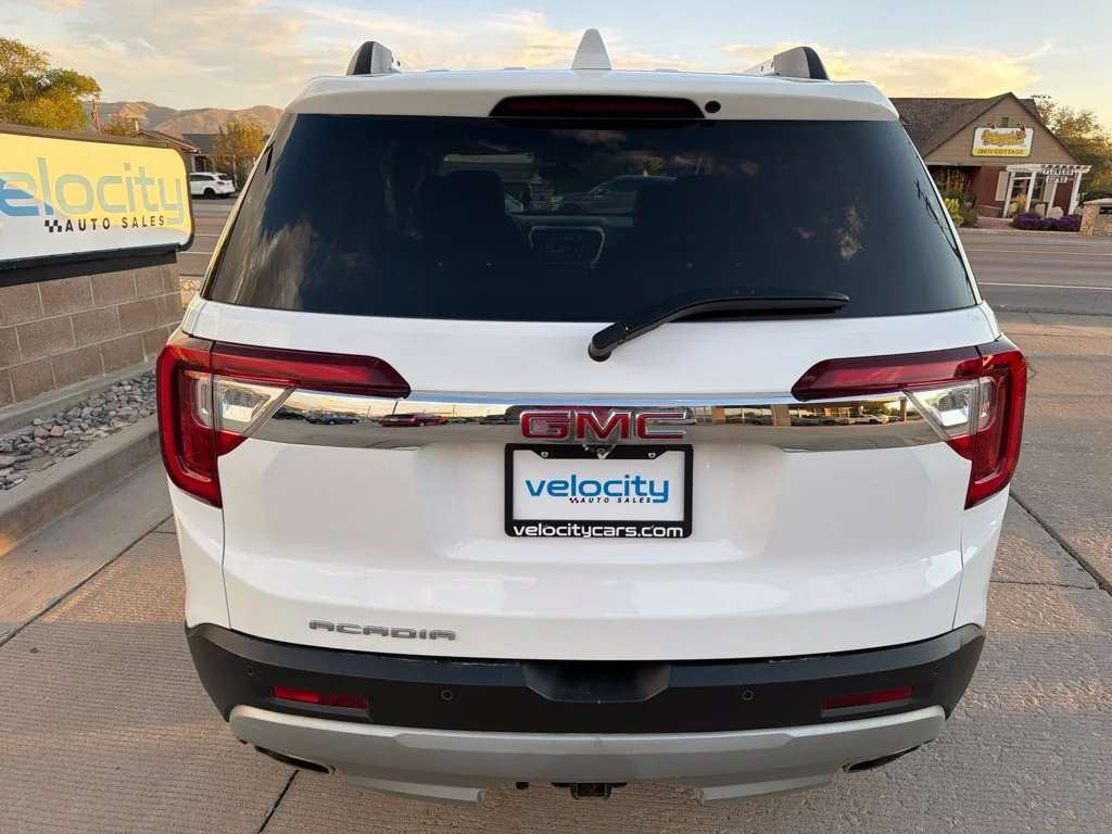 Used 2020 White GMC SLE image 4