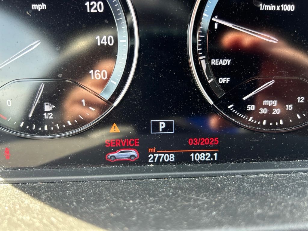 Used 2018 Gray BMW xDrive28i image 16
