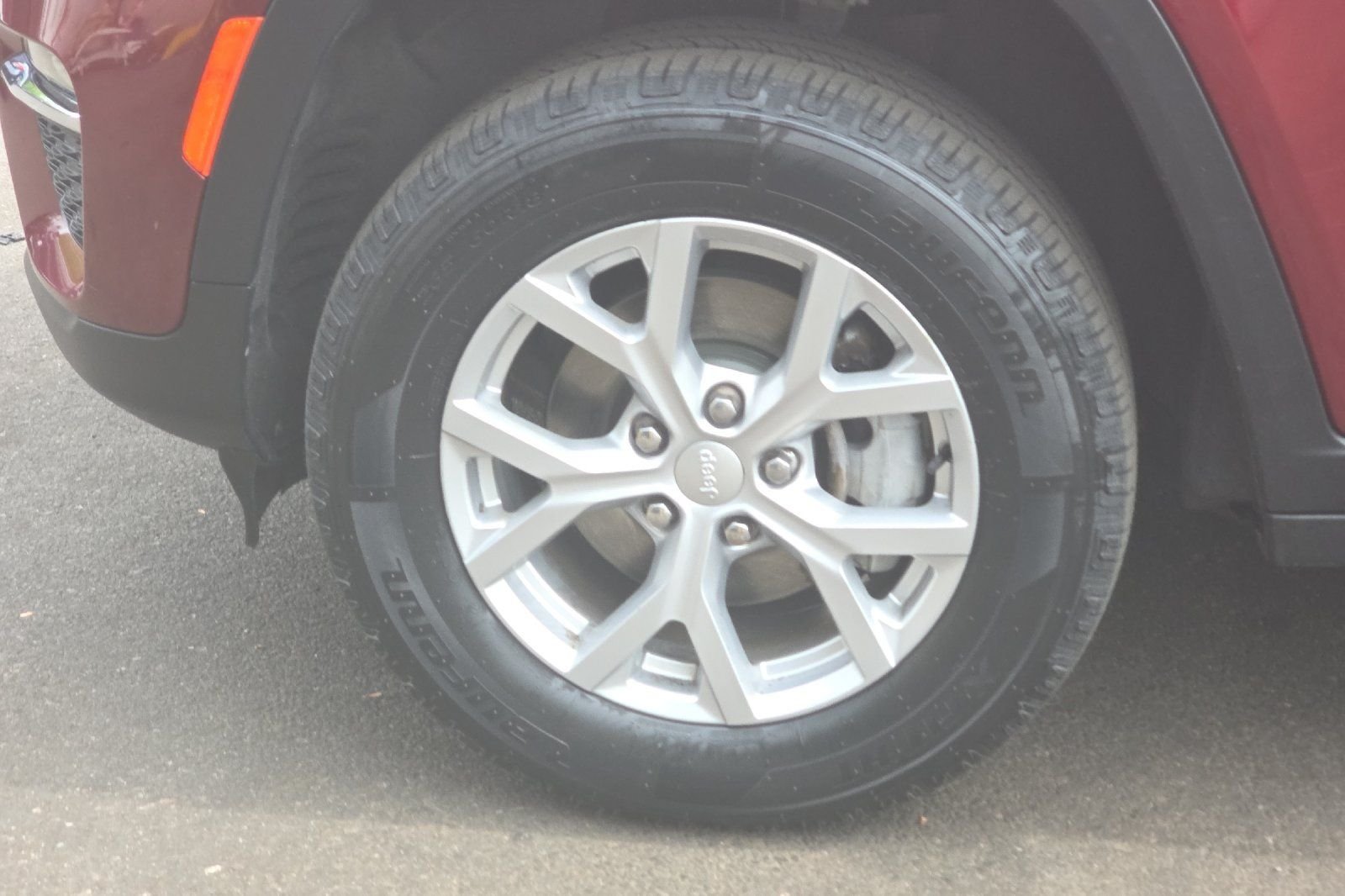 Used 2023 Red Jeep Limited image 31