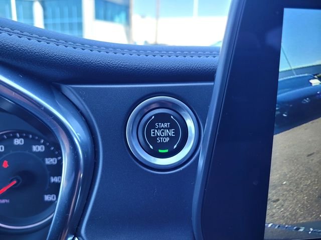 Used 2023 Gray Chevrolet LT image 17