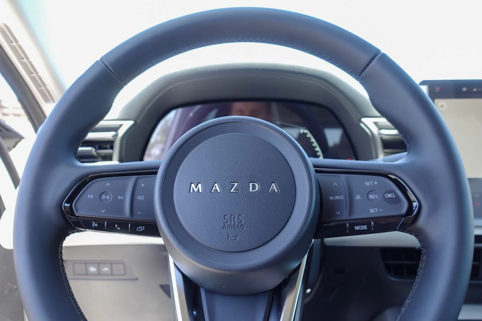 New 2026 Rhodium White Metallic Mazda 2.5 S Preferred image 17