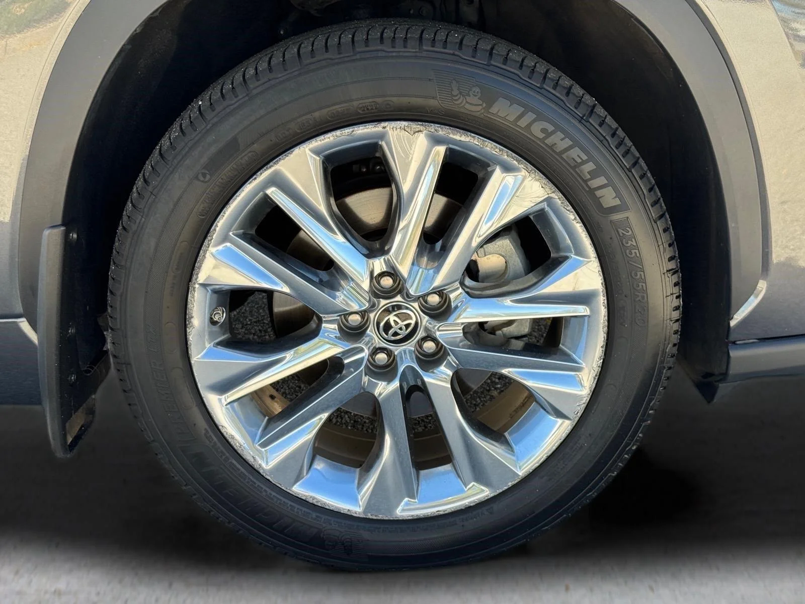 Used 2021 Magnetic Gray Metallic Toyota Hybrid Limited image 9