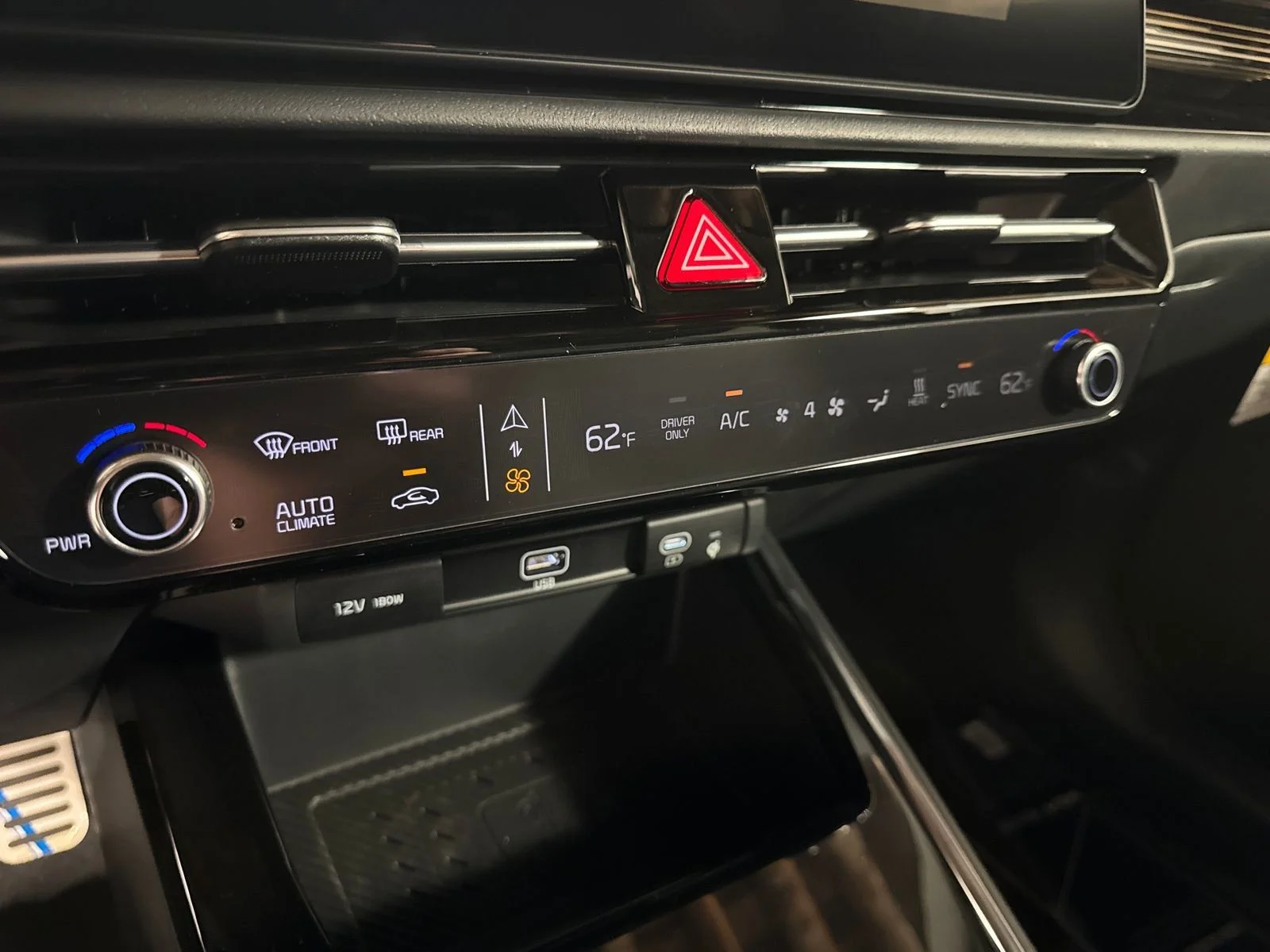 New 2026 Aurora Black Pearl Kia Wave image 23