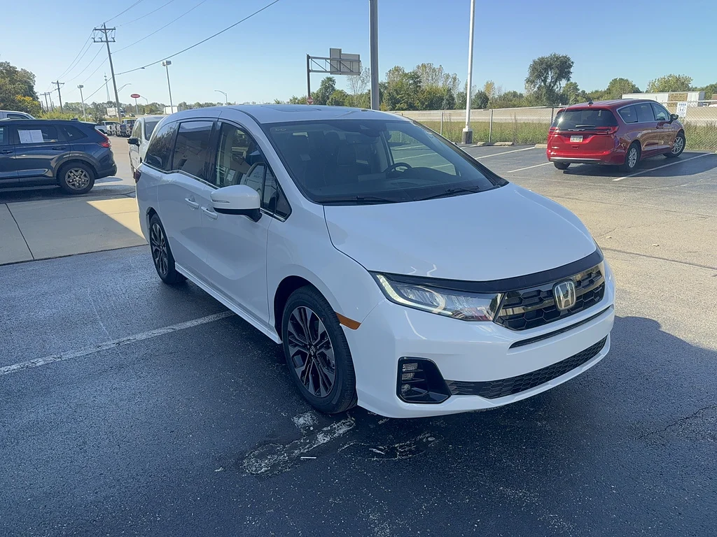 2027 Honda Odyssey Elite, photo 2 of 12