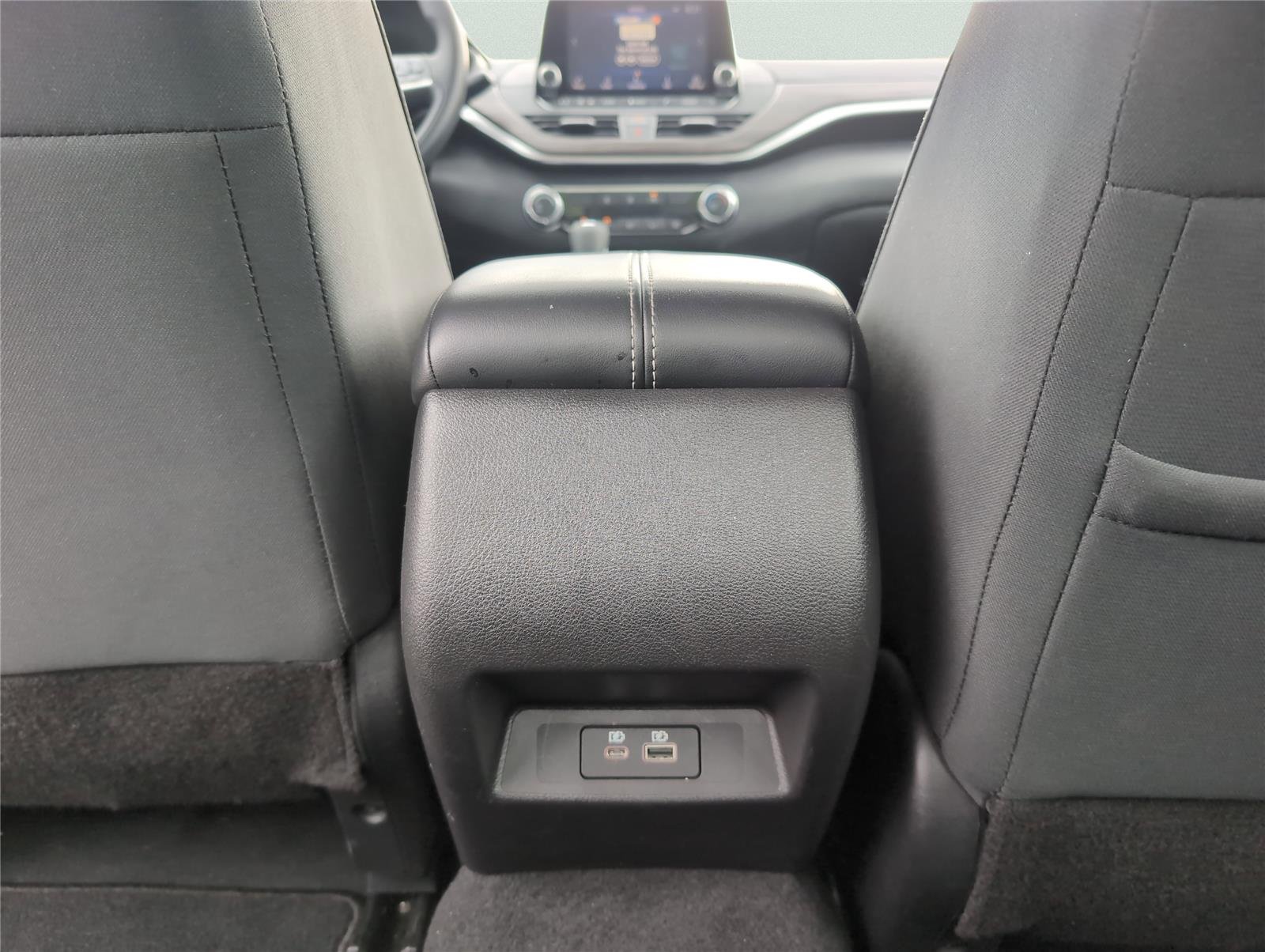 2025 Nissan Altima SV - Photo 30