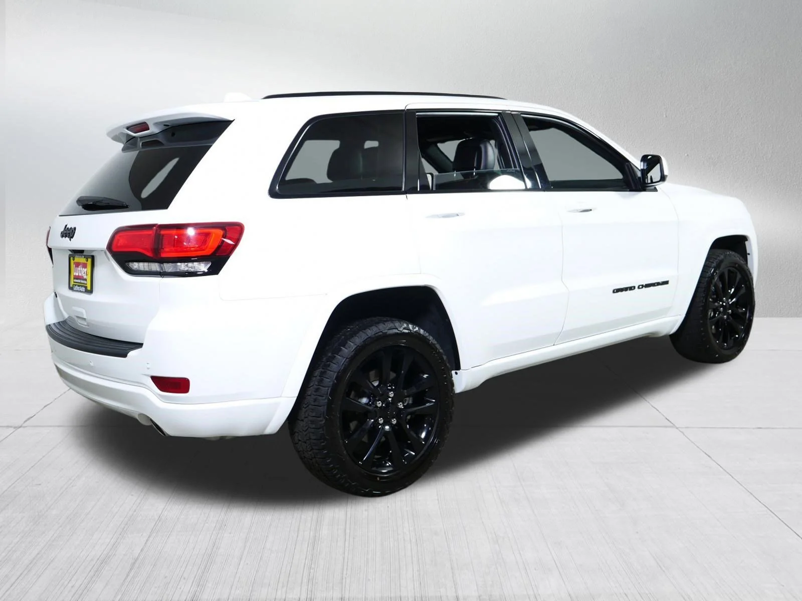 Used 2021 Bright White Clearcoat Jeep Laredo X image 7