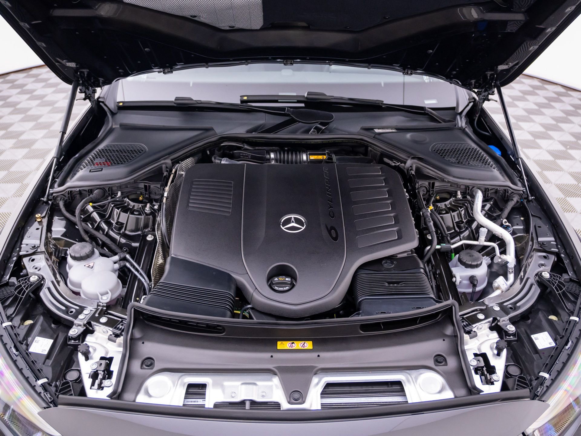 New 2027 Graphite Grey Metallic Mercedes-Benz E 450 image 33