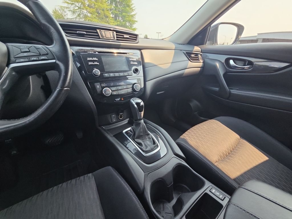 Used 2017 Blue Nissan SV image 22