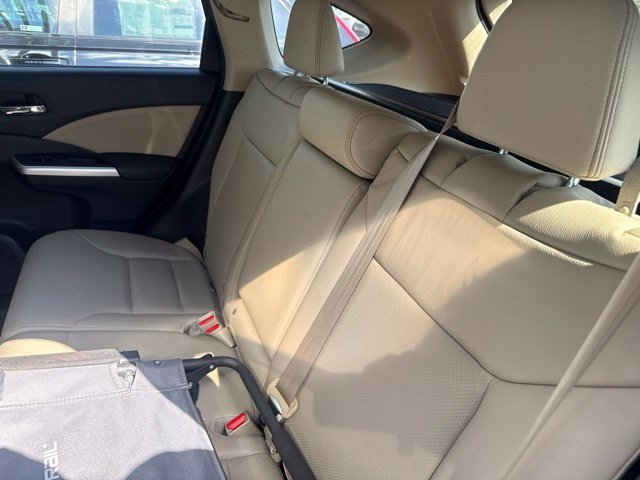 Used 2016 White Diamond Pearl Honda Touring image 11