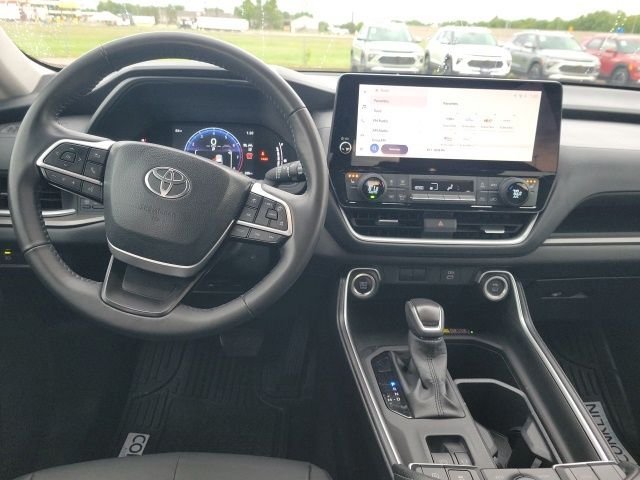 Used 2025 Celestial Silver Metallic Toyota XLE image 3