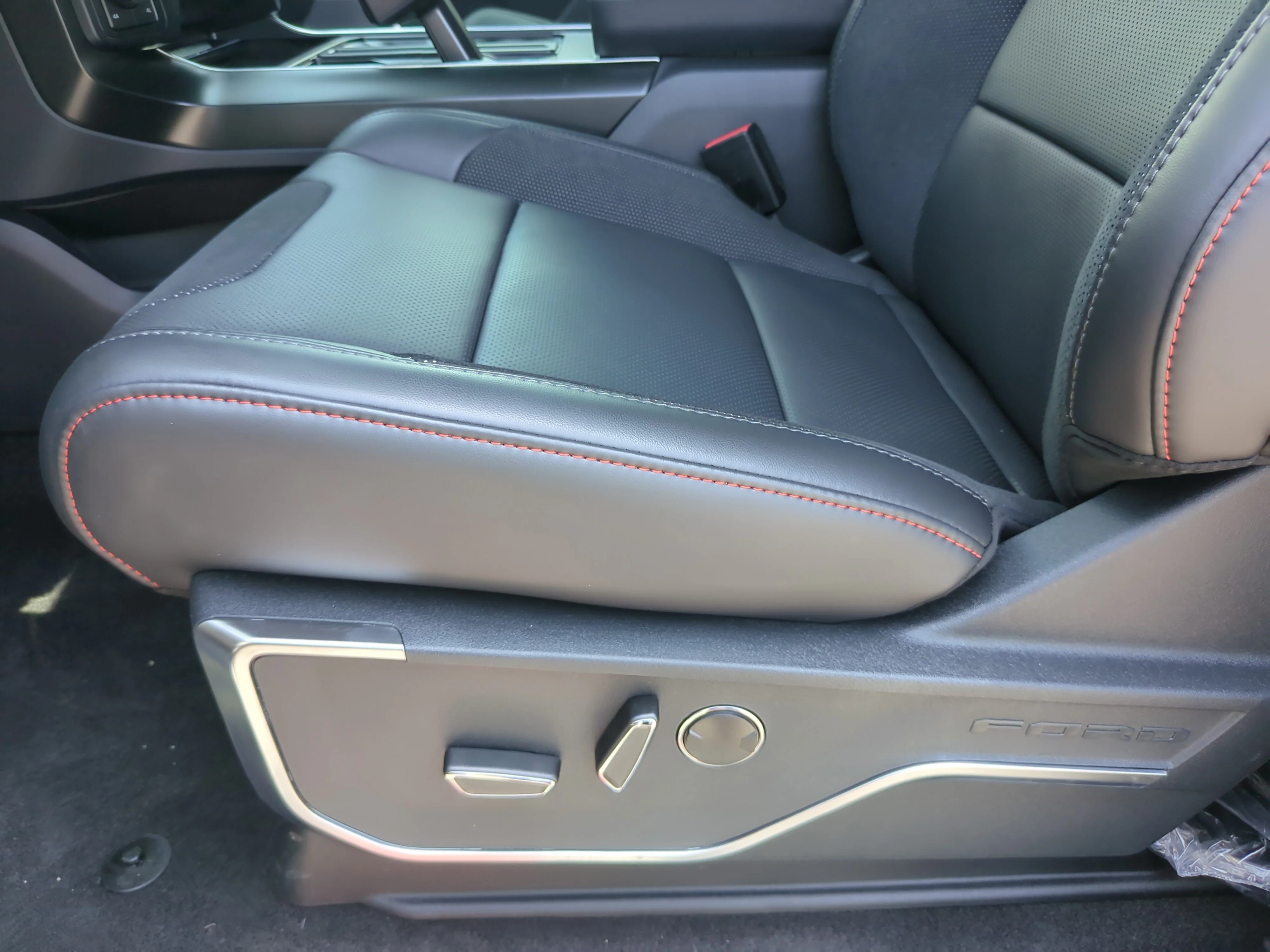 New 2026 Antimatter Blue Metallic Ford Raptor® image 20