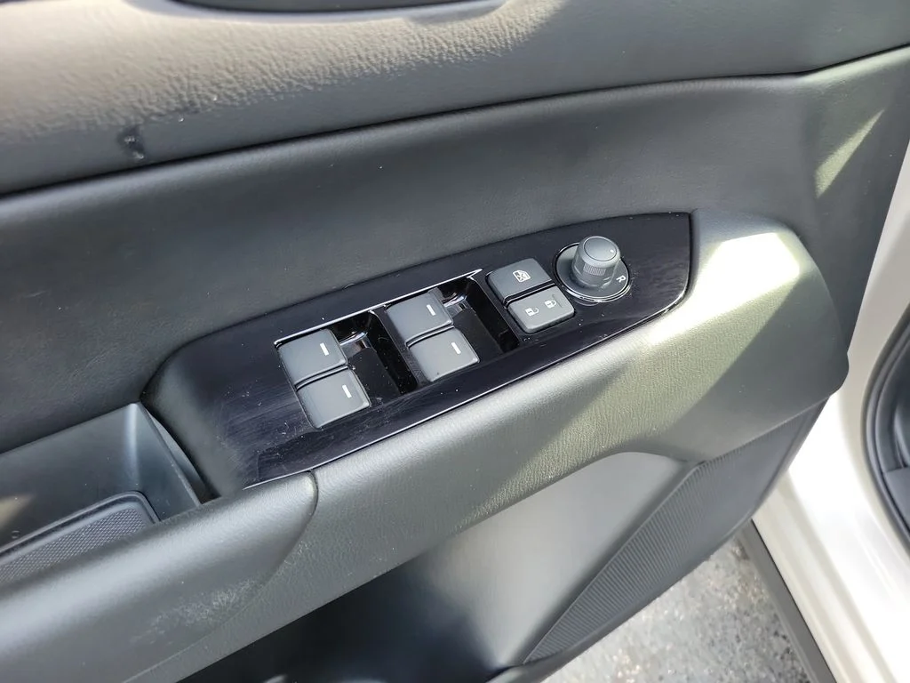 Certified Used 2024 Silver Mazda 2.5 S Select Package image 13
