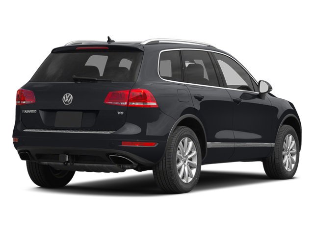 Used 2014 Black Uni Volkswagen Lux image 2