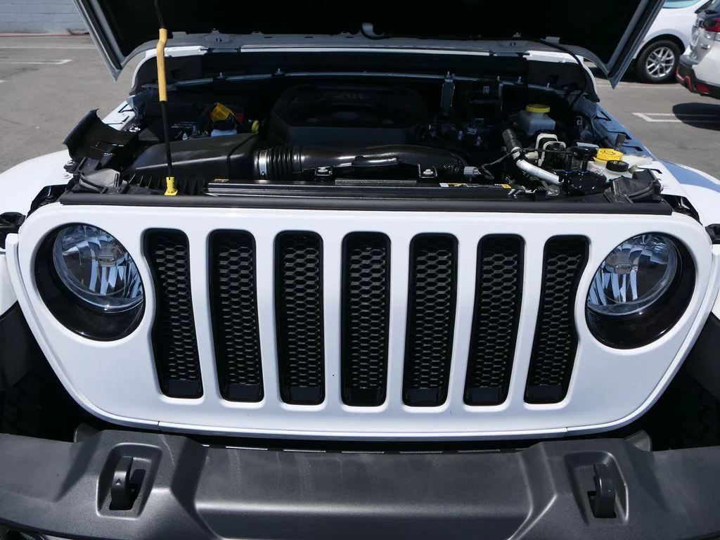 Used 2022 Bright White Clear Coat Jeep  image 25