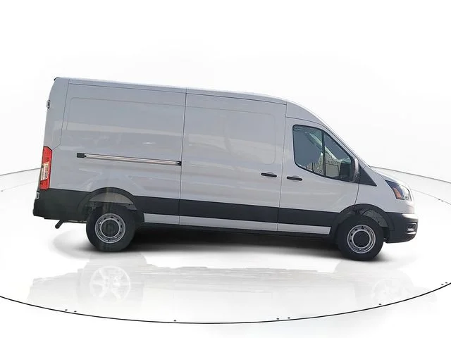 New 2026 Oxford White Ford Base image 4