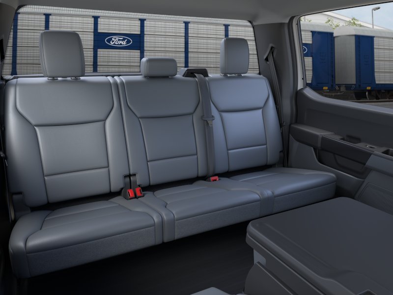 New 2026 Oxford White Ford XL image 11