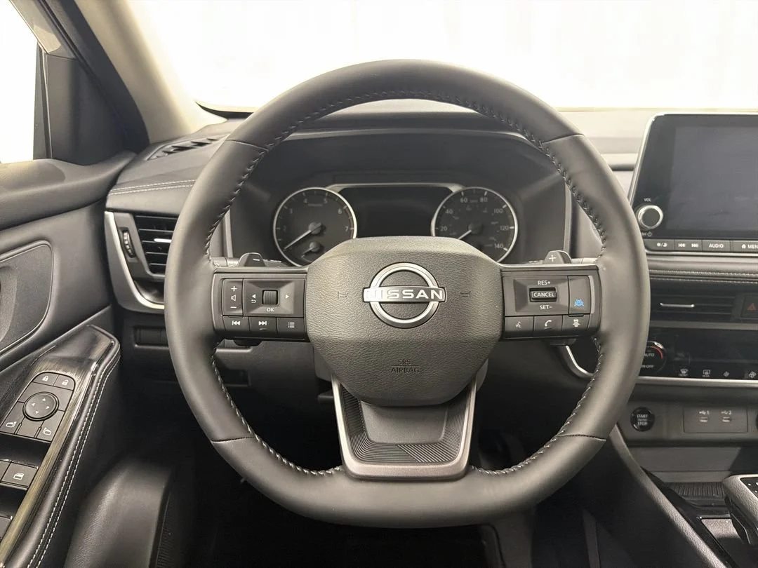 2025 Nissan Rogue SV - Photo 15