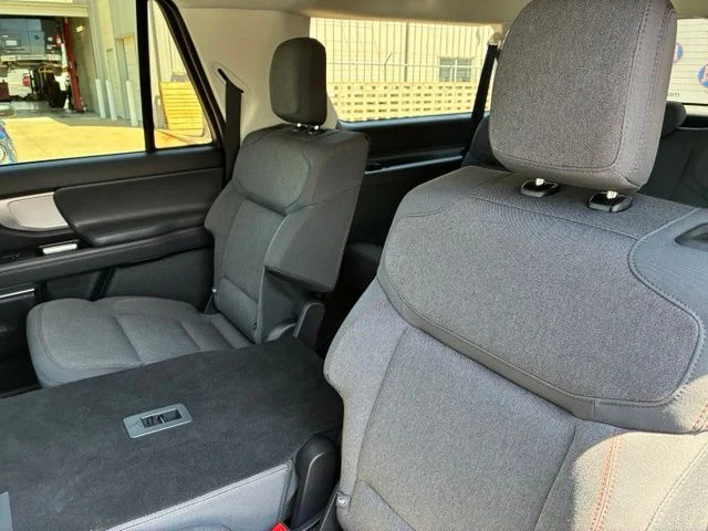 Certified Used 2025 Oxford White Ford Active image 9