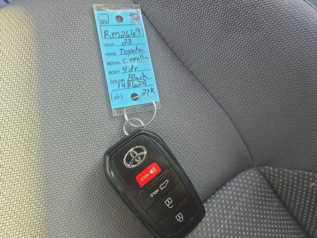 Used 2023 UNDERGROUND Toyota SE image 36