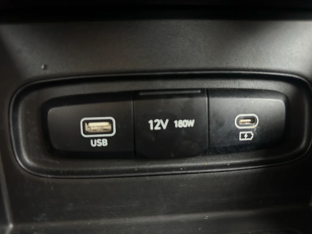 Used 2024 Lunar White Hyundai SEL image 19