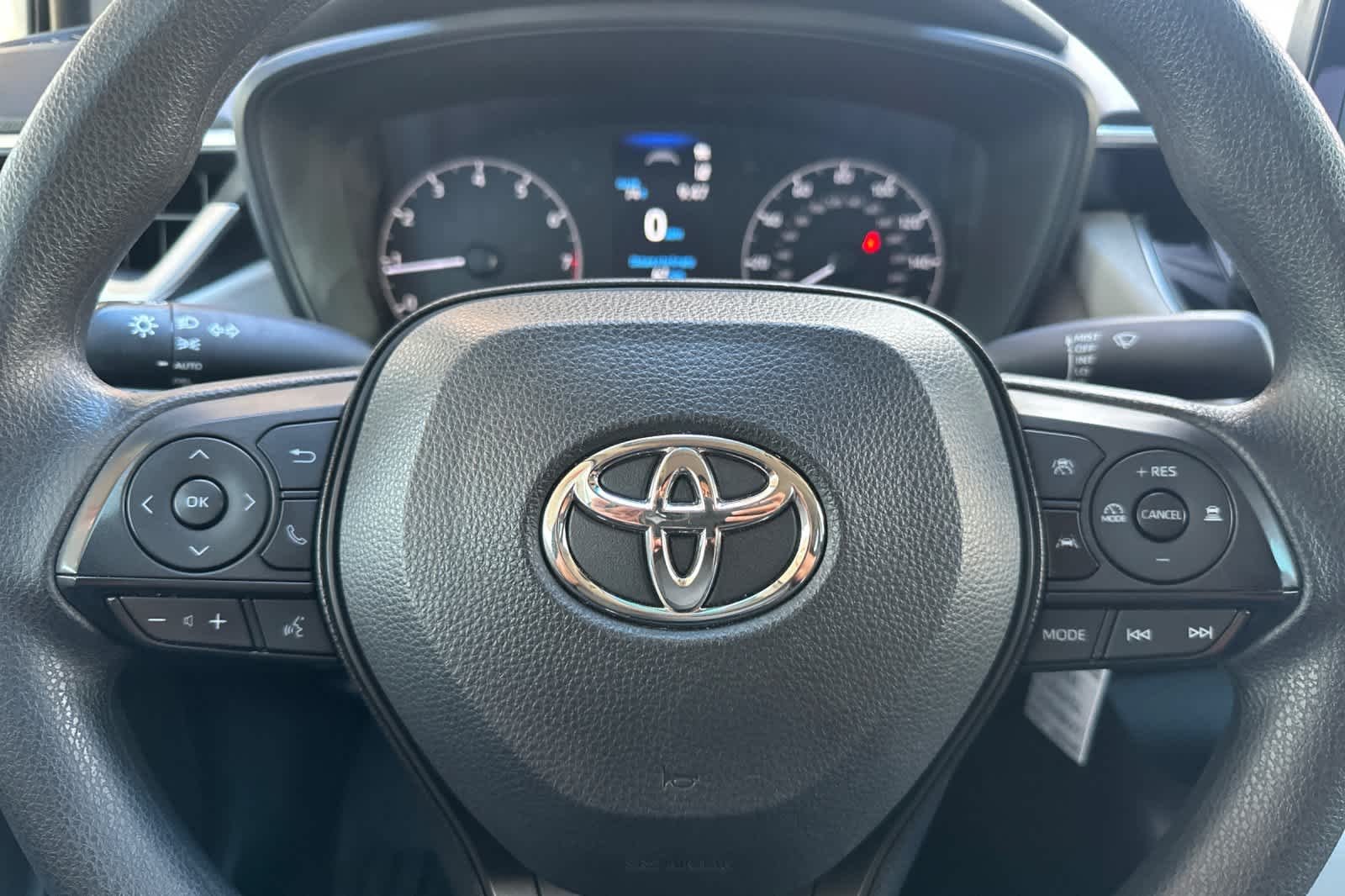 Used 2023 Classic Silver Metallic Toyota LE image 23