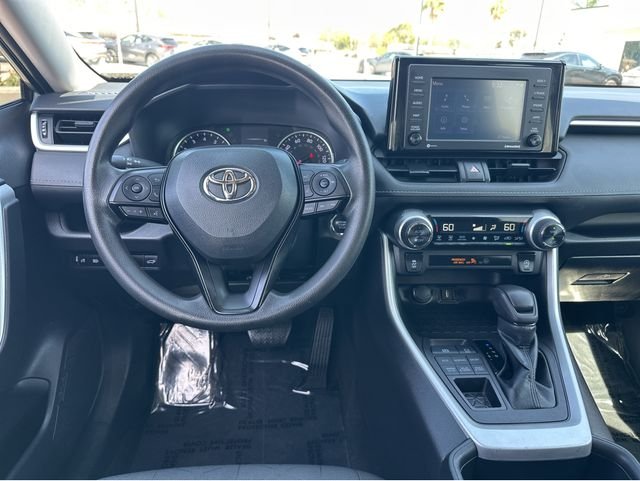 Used 2022 Silver Toyota XLE image 13