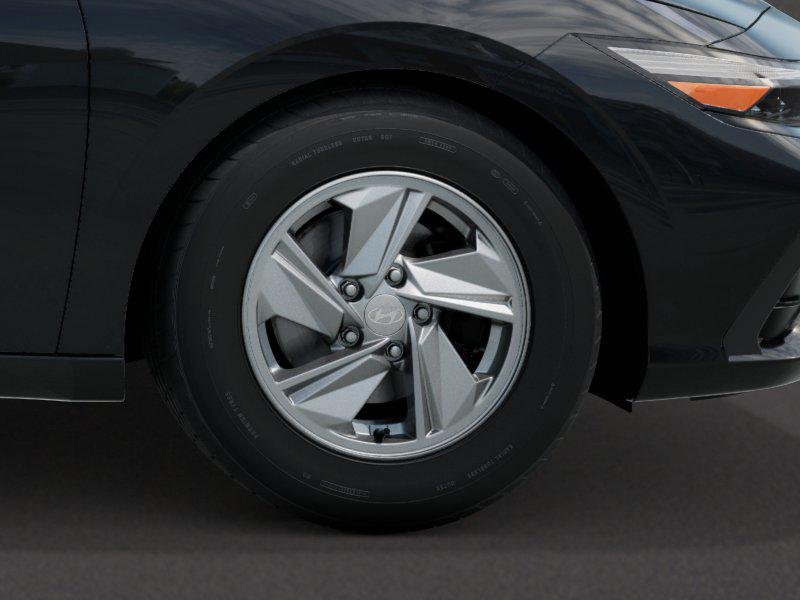 New 2026 Black Hyundai SE image 8