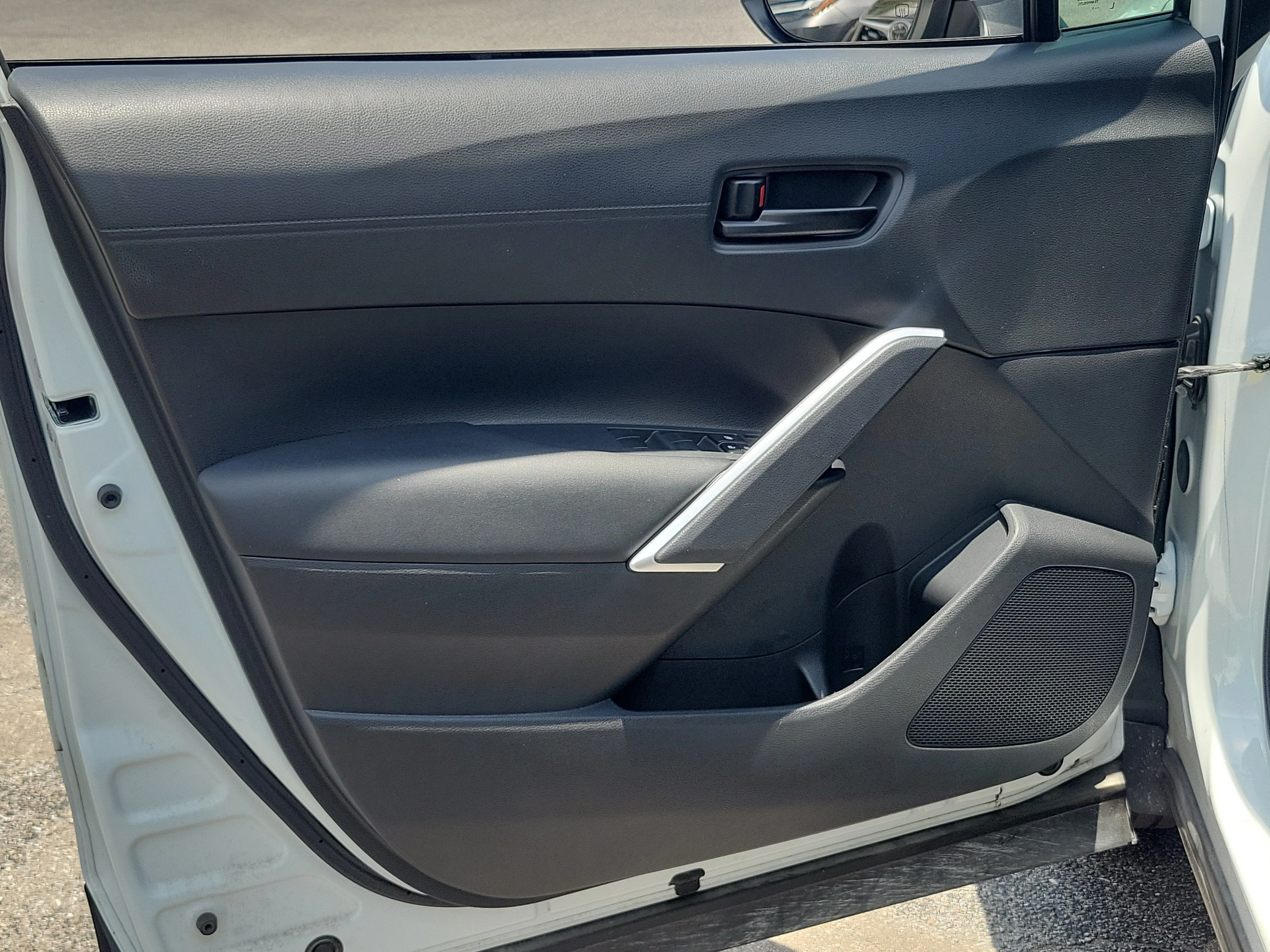 Used 2023 Wind Chill Pearl Toyota LE image 21