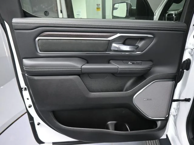 2026 RAM 1500 Laramie - Photo 26