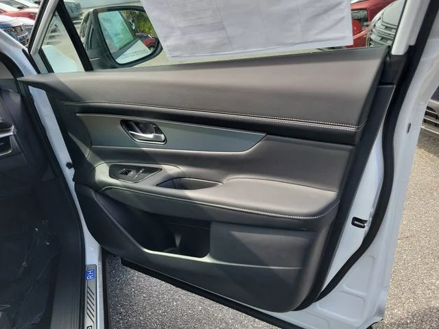 New 2026 Everest White Pearl TriCoat Nissan Platinum image 33