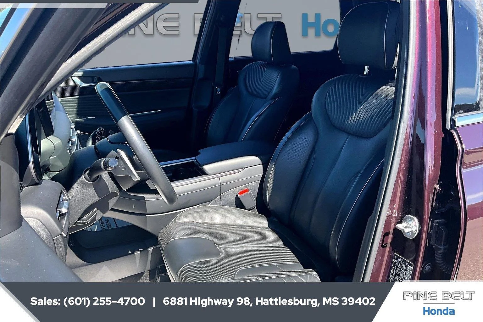 Used 2024 Sierra Burgundy Hyundai Calligraphy image 18