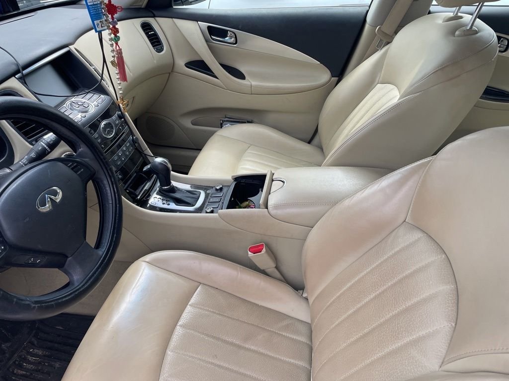 2016 INFINITI QX50 AWD's photo