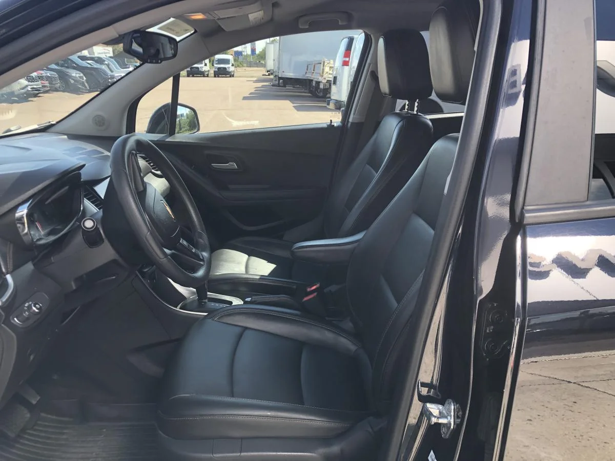 Used 2022 Blue Chevrolet Awd 4dr Lt image 12