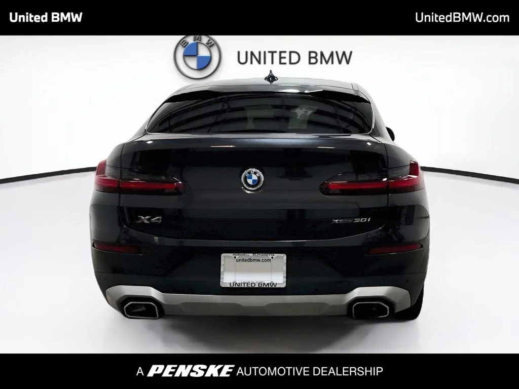 Used 2022 Dark Graphite Metallic BMW xDrive30i image 6