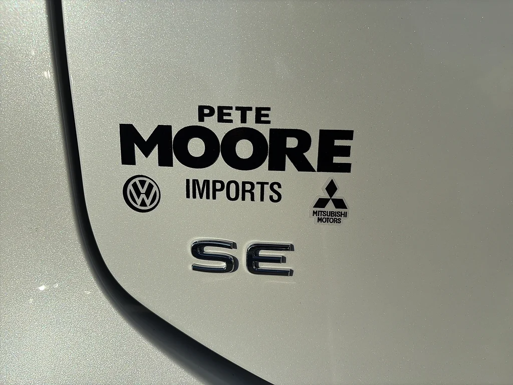 New 2027 Opal White Pearl Volkswagen SE w/Technology FWD image 28