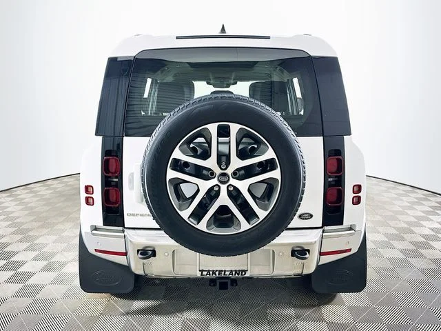 Certified Used 2023 White Land Rover SE image 4