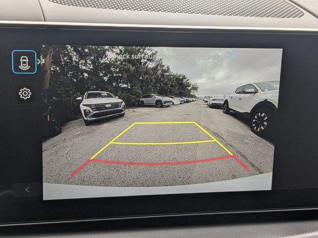 New 2026 White Hyundai SEL FWD image 23
