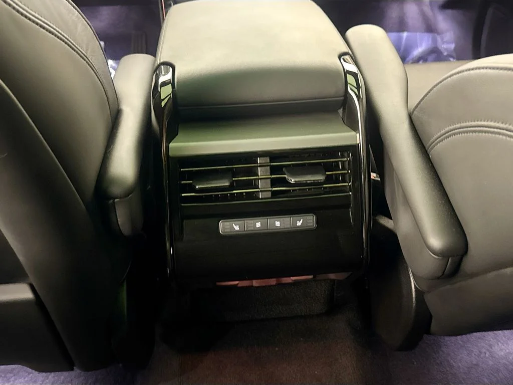 Certified Used 2024 White Land Rover SE image 24