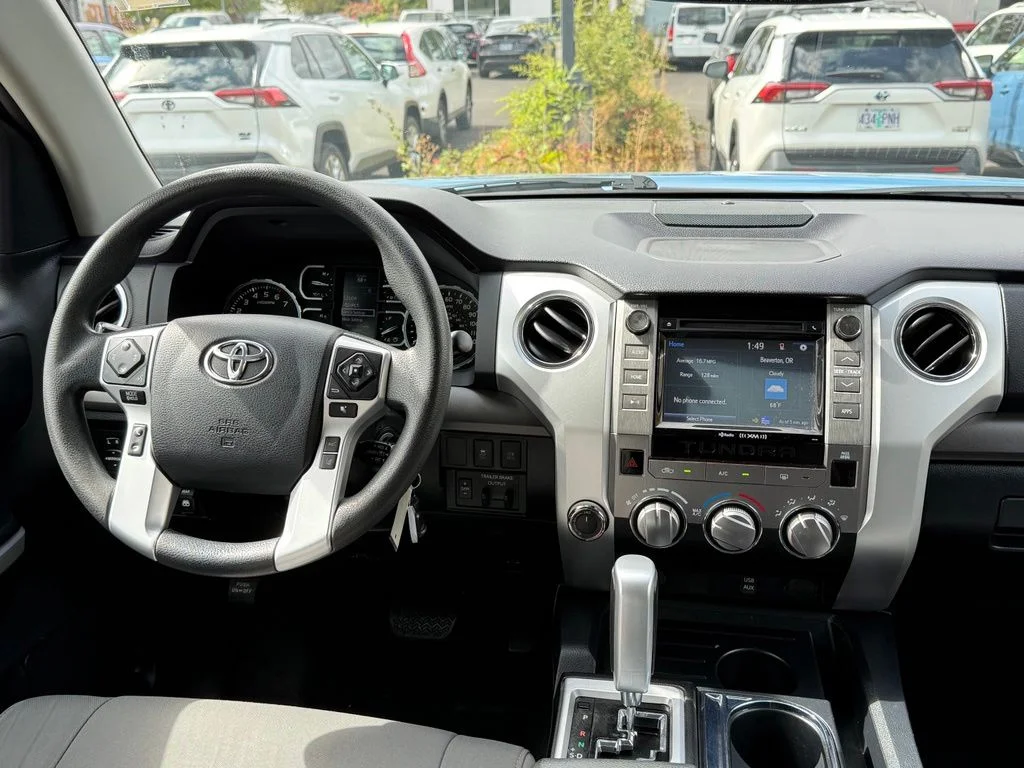 Used 2019 Blue Toyota SR5 image 28