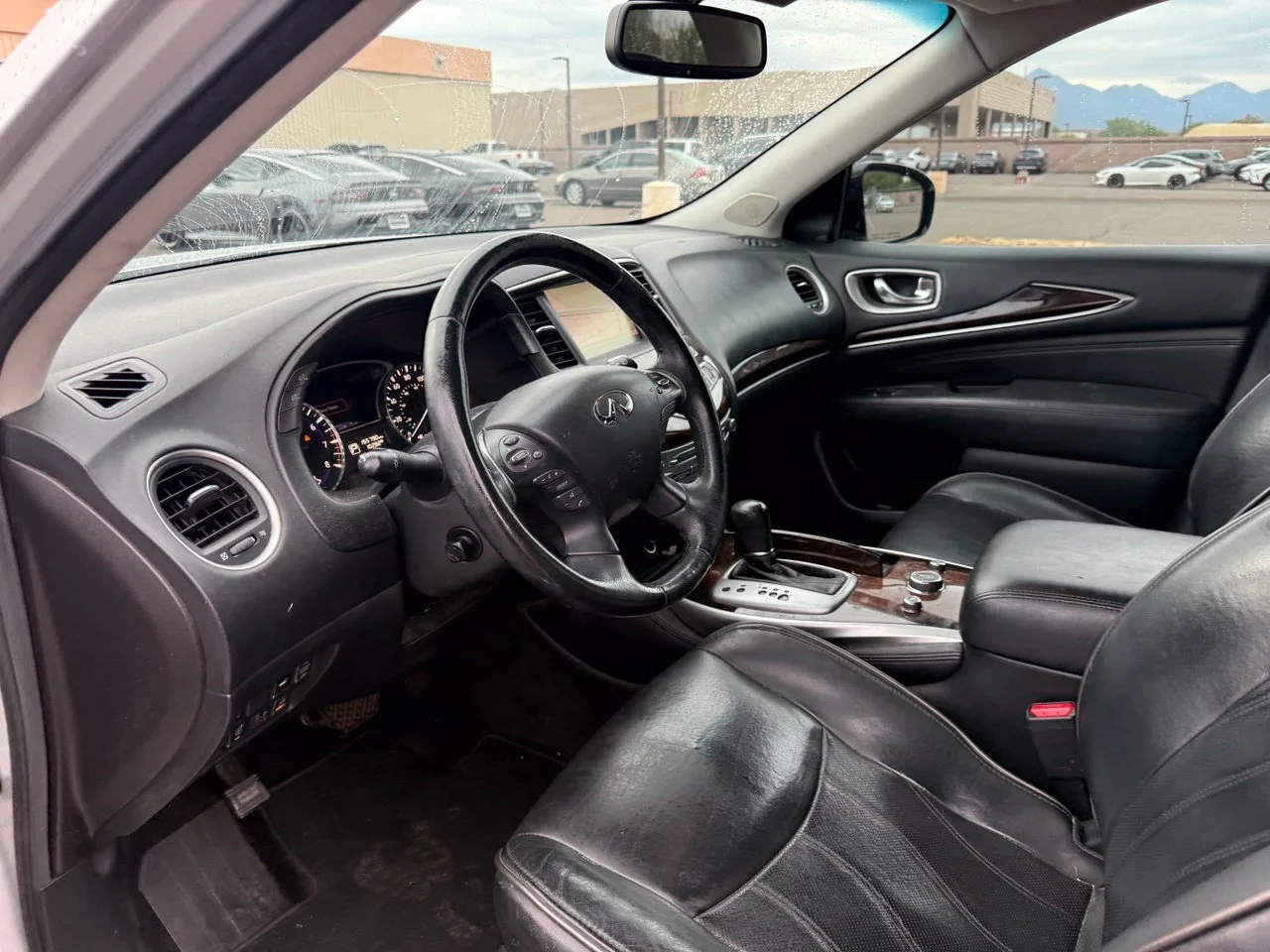 Used 2015 Liquid Platinum INFINITI Base image 14