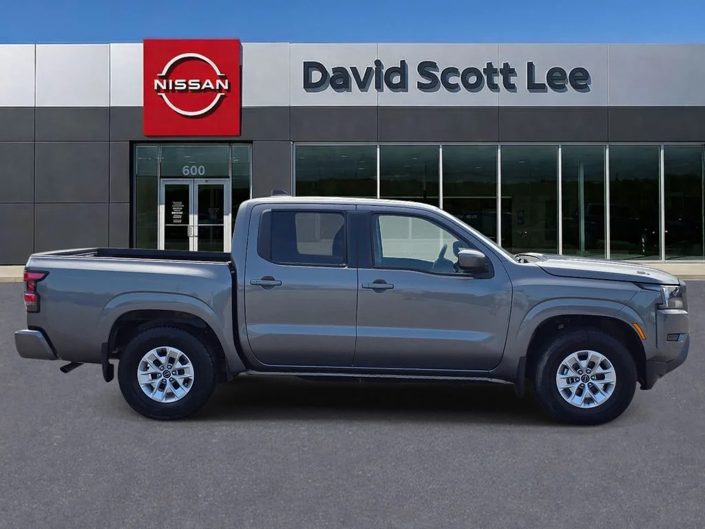 Used 2024 Gray Nissan SV image 6