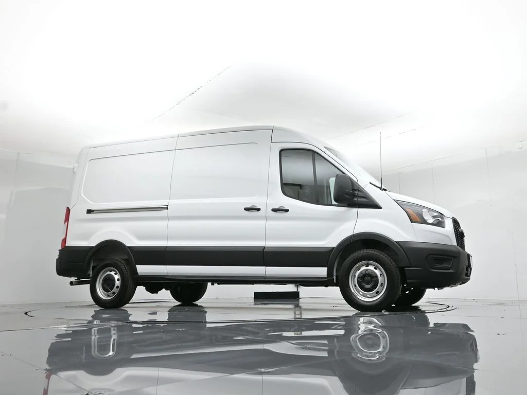 New 2026 White Ford Base image 3