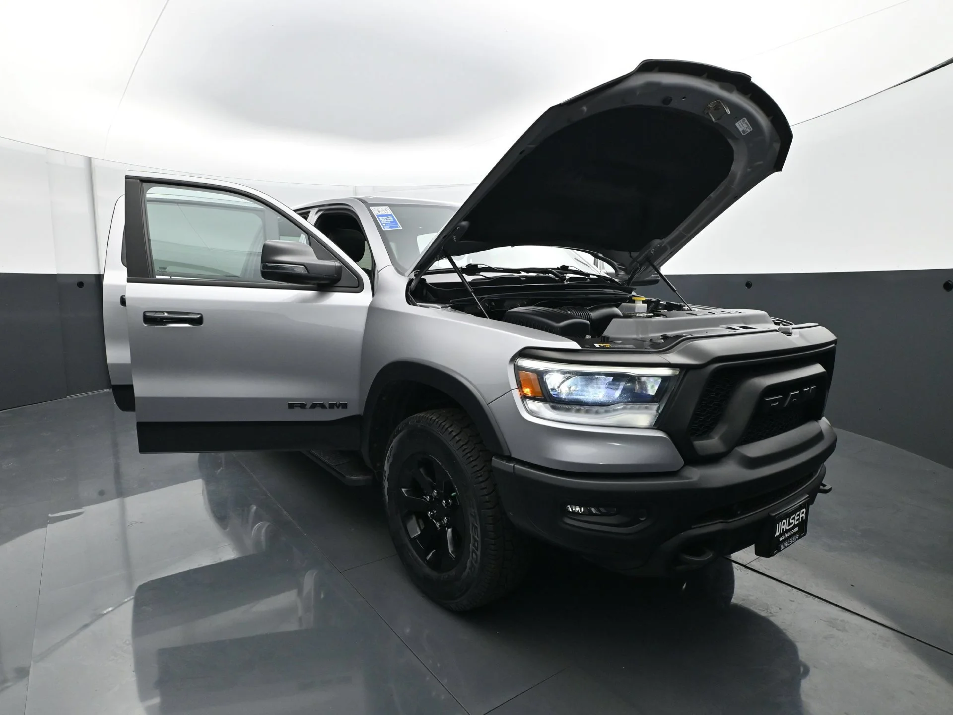 Used 2023 Billet Silver Metallic Clearcoat Ram Rebel image 40