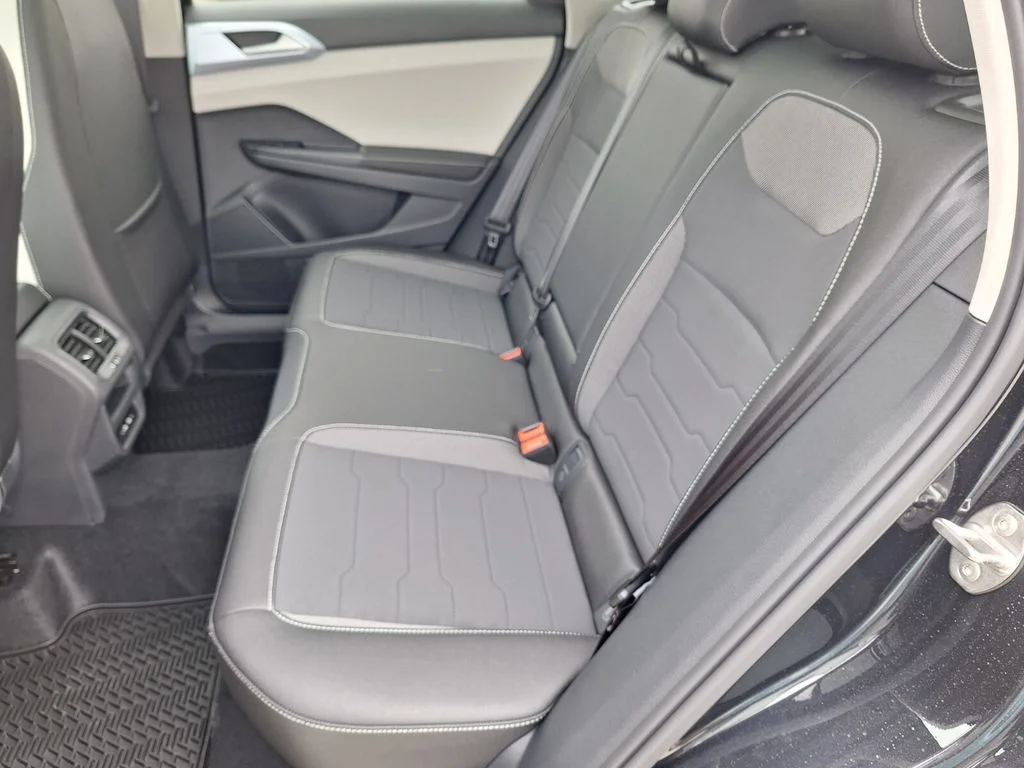 New 2026 Black Volkswagen 1.5T SE image 22