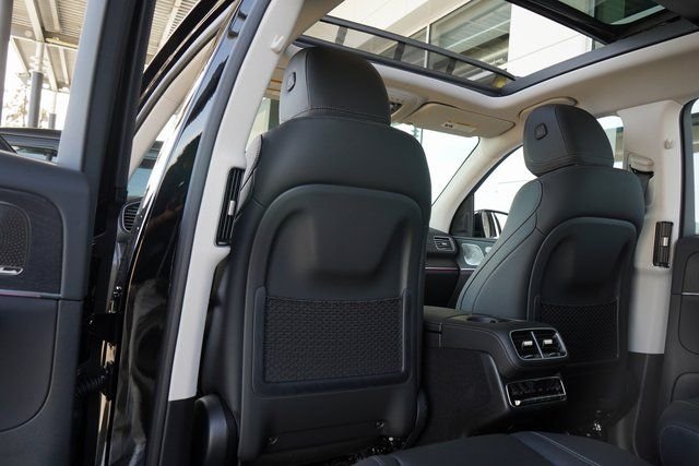 New 2026 Black Mercedes-Benz GLS 450 image 31